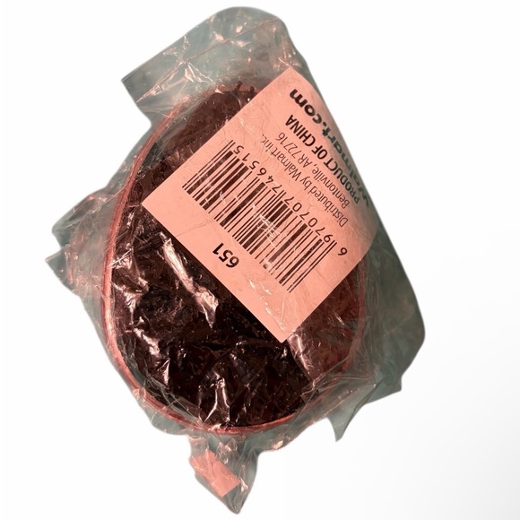 Just Be Pink Robe and Spa Bundle - Picture 3 of 12